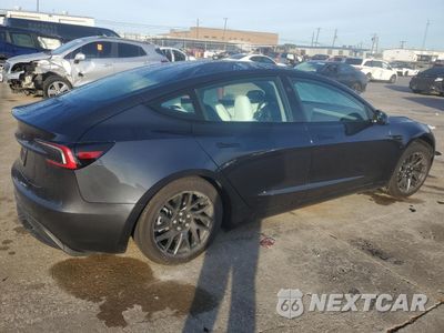 Trzecie zdjęcie samochodu z tyłu: 2024 TESLA MODEL 3 VIN:5YJ3E1EA5RF830073 - miniatura