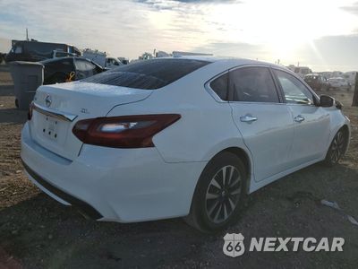 Trzecie zdjęcie samochodu z tyłu: 2018 NISSAN ALTIMA 2.5 VIN:1N4AL3AP5JC159756 - miniatura