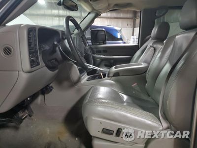 Zdjęcie 7 z 15 samochodu: 2005 CHEVROLET SILVERADO K2500 HEAVY DUTY VIN:1GCHK23215F972877 - miniatura