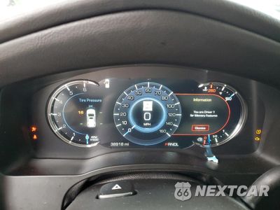 Zdjęcie 9 z 15 samochodu: 2018 CADILLAC ESCALADE ESV LUXURY VIN:1GYS4HKJ5JR121129 - miniatura