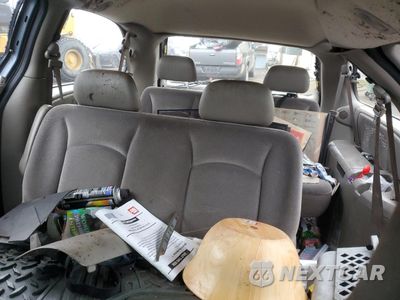 Zdjęcie 10 z 14 samochodu: 2002 DODGE GRAND CARAVAN SE VIN:1B4GP24372B695494 - miniatura