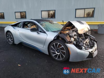 Czwarte zdjęcie samochodu z boku: 2014 BMW I8 VIN:WBY2Z2C56EVX64641 - miniatura