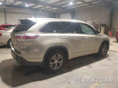 Trzecie zdjęcie samochodu z tyłu: 2015 TOYOTA HIGHLANDER XLE VIN:5TDJKRFH8FS106525 - miniatura