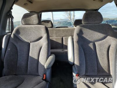 Zdjęcie 10 z 16 samochodu: 2000 DODGE GRAND CARAVAN SE VIN:1B4GP44R6YB663127 - miniatura