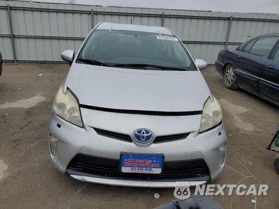 Piąte zdjęcie samochodu w środku: 2013 TOYOTA PRIUS VIN:JTDKN3DU1D5627906 - miniatura
