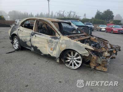 Czwarte zdjęcie samochodu z boku: 2018 TOYOTA CAMRY L VIN:4T1B11HK1JU605345 - miniatura