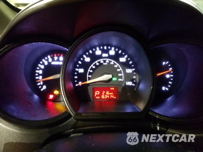 Zdjęcie 9 z 12 samochodu: 2012 KIA RIO EX VIN:KNADN5A32C6062166 - miniatura