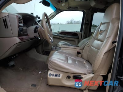 Zdjęcie 7 z 14 samochodu: 2003 FORD EXCURSION LIMITED VIN:1FMSU43P83ED55014 - miniatura