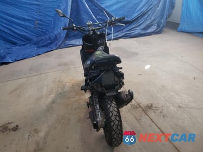 Czwarte zdjęcie samochodu z boku: 2009 YAMAHA YW50 P VIN:LPRSA20N55A703490 - miniatura