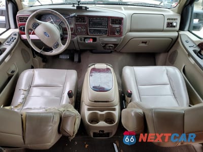 Zdjęcie 8 z 14 samochodu: 2003 FORD EXCURSION LIMITED VIN:1FMSU43P83ED55014 - miniatura