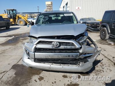 Piąte zdjęcie samochodu w środku: 2015 TOYOTA 4RUNNER SR5 VIN:JTEZU5JR3F5094551 - miniatura