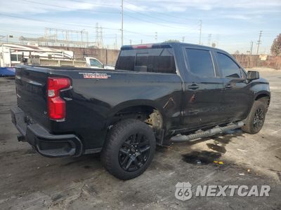 Trzecie zdjęcie samochodu z tyłu: 2021 CHEVROLET SILVERADO K1500 LT TRAIL BOSS VIN:3GCPYFED2MG258172 - miniatura
