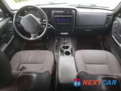 Zdjęcie 8 z 15 samochodu: 2001 JEEP CHEROKEE CLASSIC VIN:1J4FF58S21L516673 - miniatura