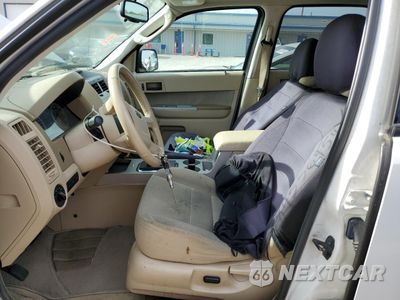 Zdjęcie 7 z 14 samochodu: 2012 FORD ESCAPE XLT VIN:1FMCU0D78CKB32159 - miniatura