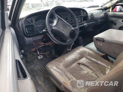 Zdjęcie 8 z 13 samochodu: 2001 DODGE RAM 3500 VIN:3B6MC36621M287544 - miniatura