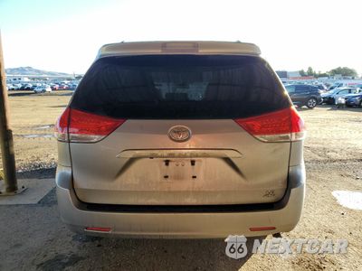 Zdjęcie 6 z 14 samochodu: 2013 TOYOTA SIENNA LE VIN:5TDJK3DC7DS063345 - miniatura