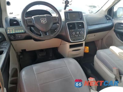 Zdjęcie 8 z 13 samochodu: 2018 DODGE GRAND CARAVAN SE VIN:2C7WDGBGXJR209872 - miniatura