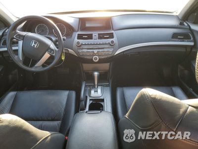 Zdjęcie 8 z 12 samochodu: 2012 HONDA ACCORD SE VIN:1HGCP2F67CA032251 - miniatura