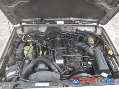 Zdjęcie 13 z 15 samochodu: 2001 JEEP CHEROKEE CLASSIC VIN:1J4FF58S21L516673 - miniatura