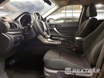 Zdjęcie 7 z 15 samochodu: 2018 MITSUBISHI ECLIPSE CROSS LE VIN:JA4AT4AA1JZ065991 - miniatura