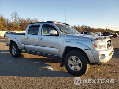 Czwarte zdjęcie samochodu z boku: 2008 TOYOTA TACOMA DOUBLE CAB LONG BED VIN:5TEMU52N78Z541439 - miniatura