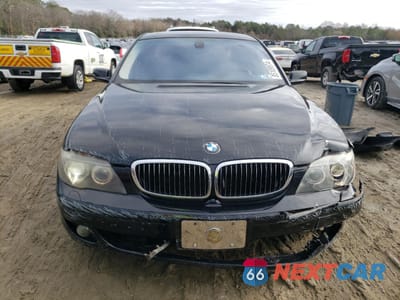 Piąte zdjęcie samochodu w środku: 2007 BMW 750 VIN:WBAHN835X7DT72164 - miniatura