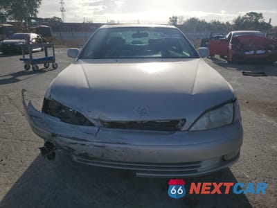 Piąte zdjęcie samochodu w środku: 1998 LEXUS ES 300 VIN:JT8BF28G7W5017375 - miniatura