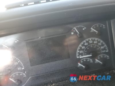 Zdjęcie 8 z 10 samochodu: 2020 VOLVO VN VNL VIN:4V4NC9EH5LN238521 - miniatura