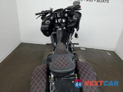 Zdjęcie 6 z 10 samochodu: 2015 HARLEY-DAVIDSON FLTRXS ROAD GLIDE SPECIAL VIN:1HD1KTM11FB690498 - miniatura
