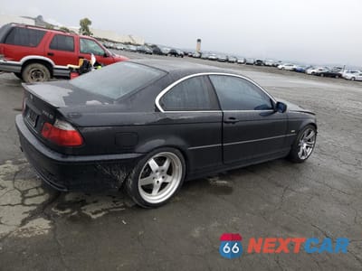 Trzecie zdjęcie samochodu z tyłu: 2001 BMW 330 CI VIN:WBABN53451JU21730 - miniatura