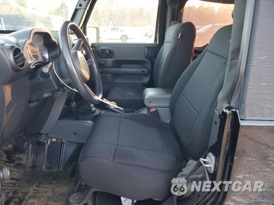 Zdjęcie 7 z 15 samochodu: 2010 JEEP WRANGLER SPORT VIN:1J4AA2D18AL207102 - miniatura