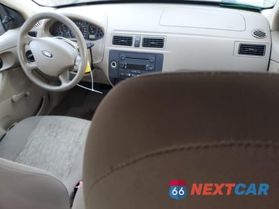 Zdjęcie 8 z 14 samochodu: 2005 FORD FOCUS ZX4 VIN:1FAFP34N35W315219 - miniatura