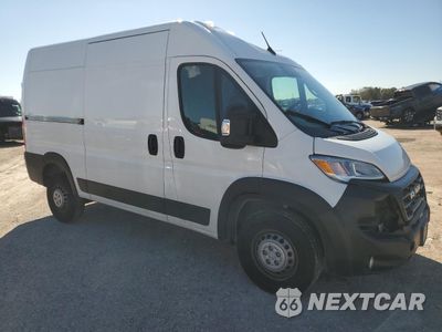 Czwarte zdjęcie samochodu z boku: 2024 RAM PROMASTER 1500 1500 HIGH VIN:3C6LRVBG2RE116855 - miniatura