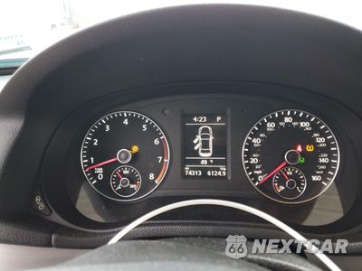 Zdjęcie 9 z 15 samochodu: 2015 VOLKSWAGEN PASSAT SE VIN:1VWBS7A33FC102255 - miniatura
