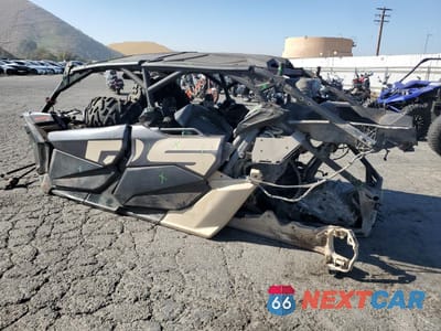 Trzecie zdjęcie samochodu z tyłu: 2021 CAN-AM MAVERICK X3 MAX RS TURBO R VIN:3JBVKAW20MK000225 - miniatura