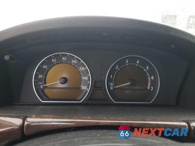 Zdjęcie 9 z 14 samochodu: 2006 BMW 750 LI VIN:WBAHN83586DT31921 - miniatura