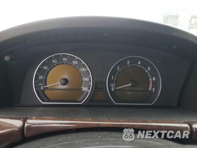 Zdjęcie 9 z 14 samochodu: 2006 BMW 750 LI VIN:WBAHN83586DT31921 - miniatura