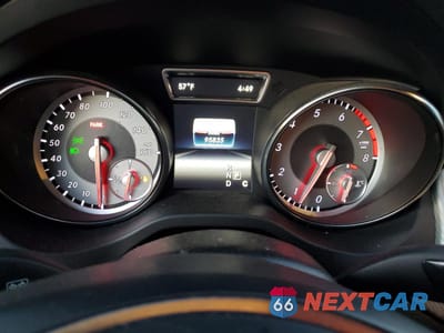 Zdjęcie 9 z 13 samochodu: 2016 MERCEDES-BENZ CLA 250 VIN:WDDSJ4EB3GN296741 - miniatura