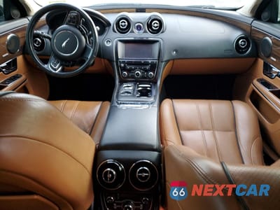 Zdjęcie 8 z 12 samochodu: 2011 JAGUAR XJ SUPERCHARGED VIN:SAJWA1GE3BMV03310 - miniatura