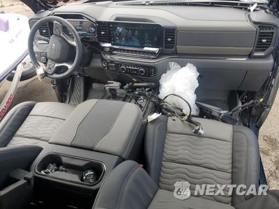 Zdjęcie 8 z 13 samochodu: 2024 CHEVROLET SILVERADO K1500 ZR2 VIN:3GCUDHE81RG313988 - miniatura