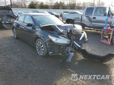 Czwarte zdjęcie samochodu z boku: 2017 NISSAN ALTIMA 2.5 VIN:1N4AL3AP8HC202612 - miniatura