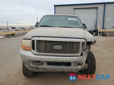 Piąte zdjęcie samochodu w środku: 2000 FORD EXCURSION XLT VIN:1FMSU41F9YEE56225 - miniatura