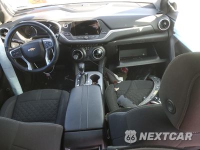 Zdjęcie 8 z 13 samochodu: 2020 CHEVROLET BLAZER 2LT VIN:3GNKBCRS8LS538278 - miniatura