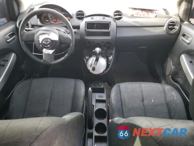Zdjęcie 8 z 12 samochodu: 2014 MAZDA MAZDA2 SPORT VIN:JM1DE1KZ7E0171839 - miniatura
