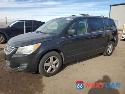 2011 VOLKSWAGEN ROUTAN SE 2V4RW3DGXBR642528 - główne zdjęcie licytacji z USA - miniatura