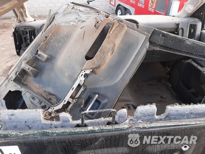 Zdjęcie 8 z 11 samochodu: 2023 CHEVROLET SILVERADO MEDIUM DUTY VIN:1HVKKPVK2PH406664 - miniatura