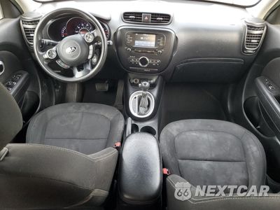 Zdjęcie 8 z 17 samochodu: 2017 KIA SOUL + VIN:KNDJP3A54H7474791 - miniatura