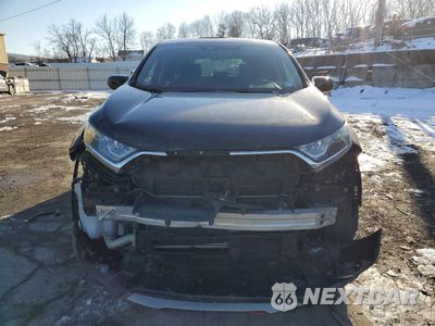 Piąte zdjęcie samochodu w środku: 2018 HONDA CR-V EX VIN:7FARW2H56JE041841 - miniatura