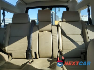 Zdjęcie 10 z 13 samochodu: 2000 LAND ROVER DISCOVERY II VIN:SALTL1542YA289273 - miniatura