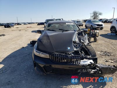 Piąte zdjęcie samochodu w środku: 2024 BMW 330I VIN:3MW69FF01R8E75988 - miniatura